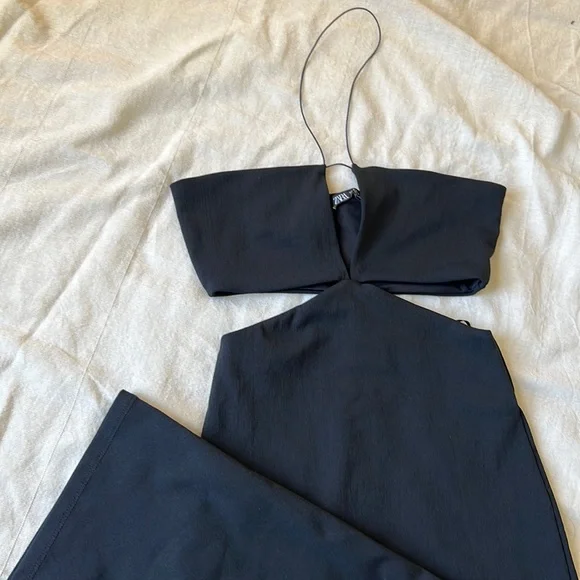 ZARA GEOMETRIC CUT OUT MIDI DRESS- small - Picture 4 of 10